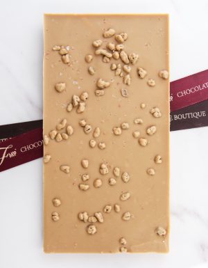 Шоколадная плитка GOLD с карамелизированным фундуком и гималайской солью